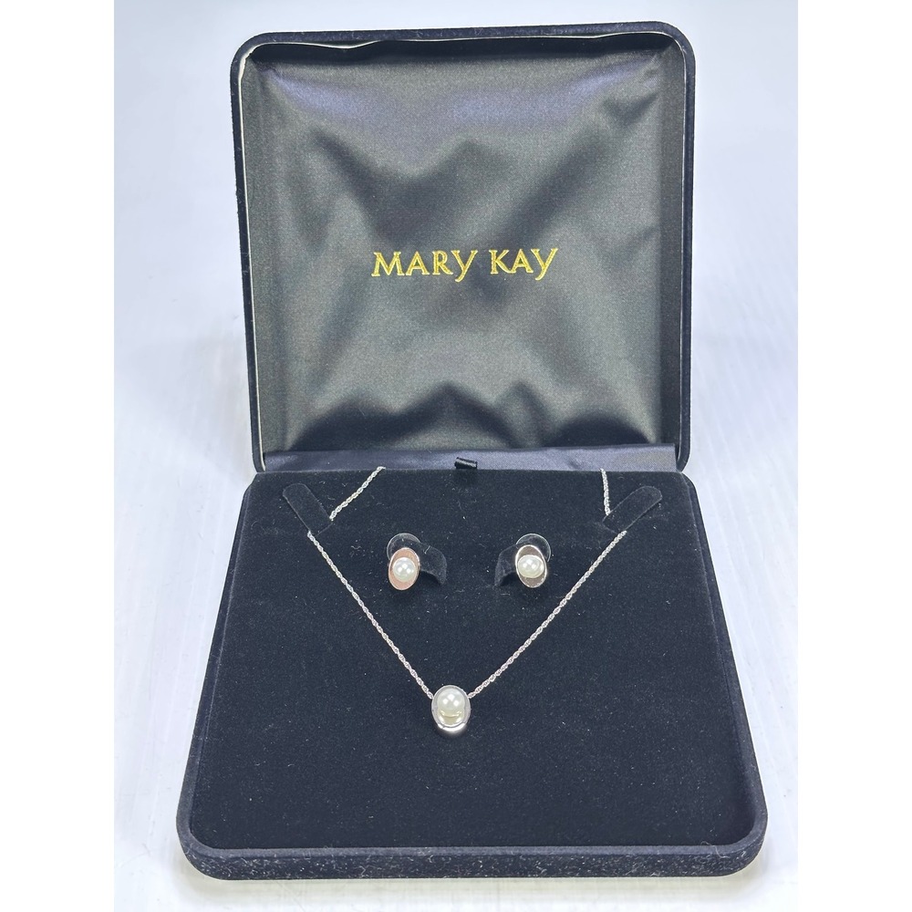 Mary Kay Silver Tone Faux Pearl Oval Pendant Necklace and Stud Earrings Set